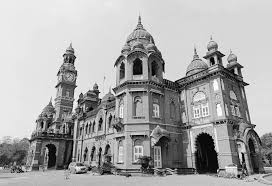 palaces